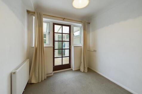 Bedroom/Reception Room
