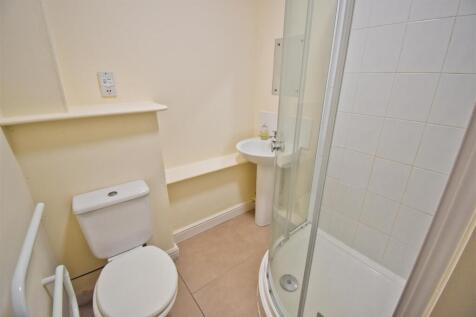 Shower Room.jpg