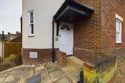 CAM04116G0-PR0114-STILL018.jpg