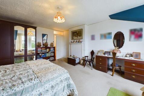 CAM04116G0-PR0117-STILL015.jpg