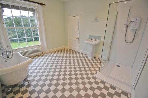 Ensuite 1.1.jpg