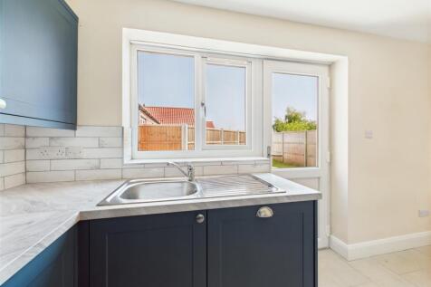 KITCHEN EXAMPLE 4.jpg