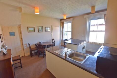 Kitchen 3.jpg