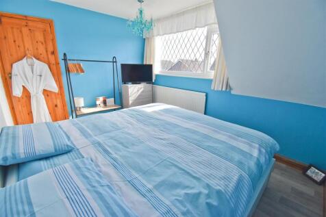 Bedroom 2.1.jpg