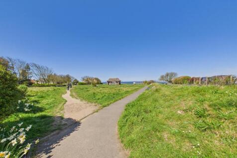 CAM04116G0-PR0165-STILL020.jpg