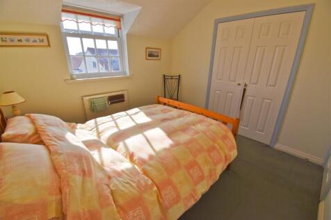 Bedroom 1.1.jpg