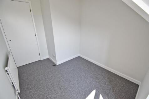 Bedroom 2.1.jpg