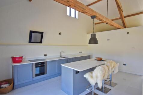 Kitchen 1.jpg