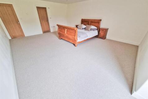 Bedroom 2.1.jpg