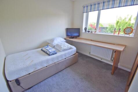Bedroom 2.jpg