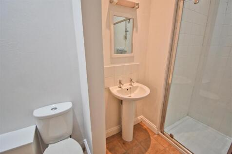 Shower Room.jpg