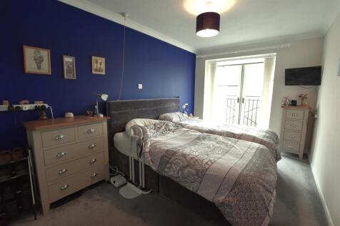 New Bedroom.JPG