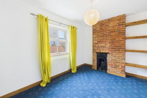 Bedroom 2.jpg