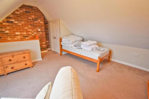 Bedroom 2.1.jpg