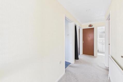 CAM04116G0-PR0164-STILL004.jpg