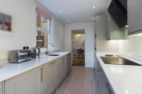 Kitchen towards dining room
