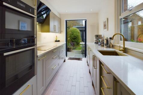 Kitchen doors open