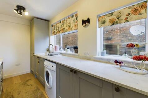 Kitchen windows 