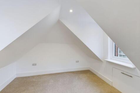 Top floor bedroom/office