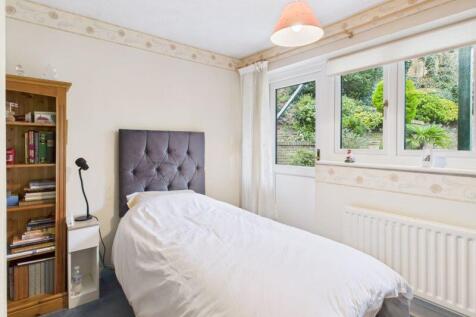 Bedroom 4 / study 