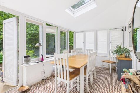 Garden room 