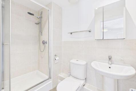 En suite shower 