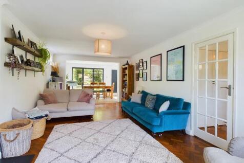 Sitting room 3