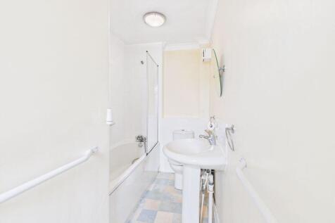 Downstairs Bathroom