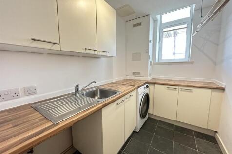 Utility room.JPEG
