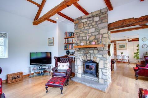 Open plan reception