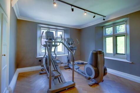 Bedroom 5/gym