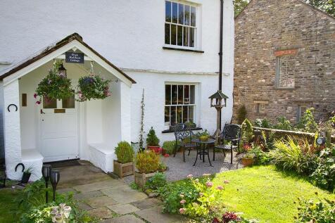 Porch &amp; Front Garden