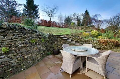 Seating terrace