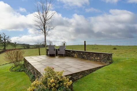 Elevated terrace