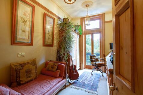 Study/bedroom 3