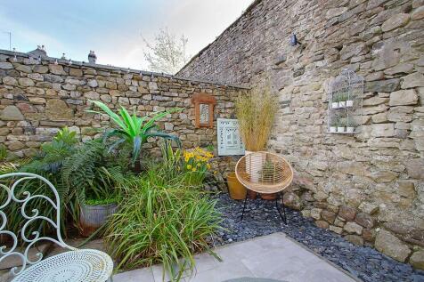 Private courtyard