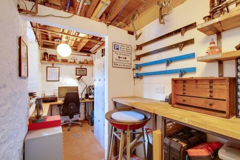 Workshop/office