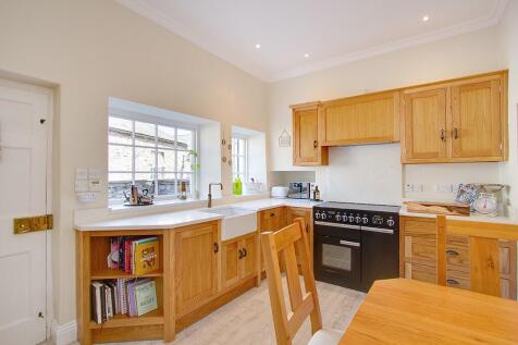Breakfast kitchen