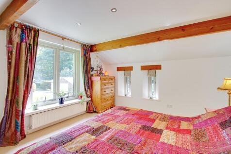 Principal bedroom