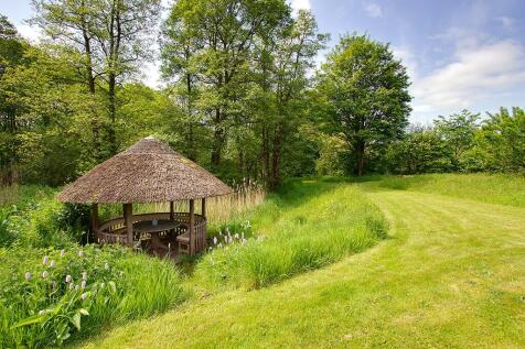 Breeze house