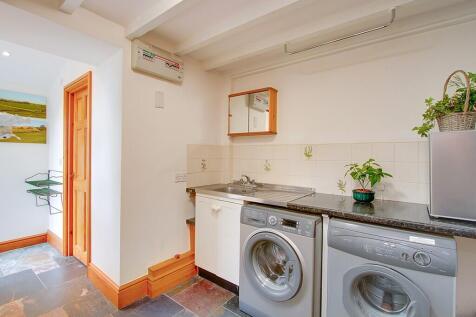 Utility/laundry room