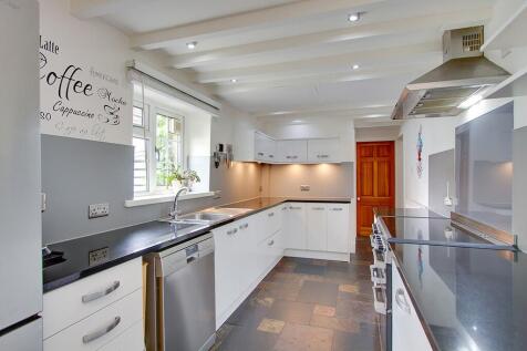 Dining kitchen