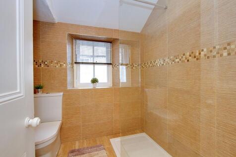 FF shower room