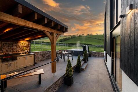 Outdoor kitchen