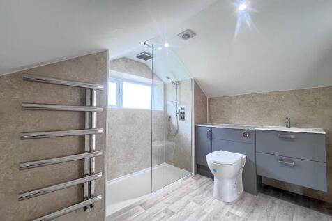 En suite shower room