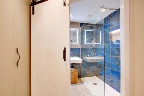 En suite