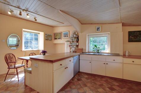 Dining kitchen