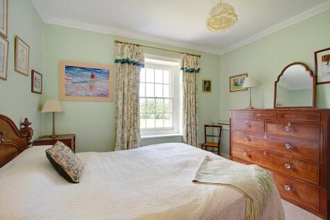 Principal bedroom
