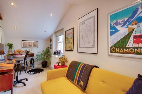 Bedroom 3/study