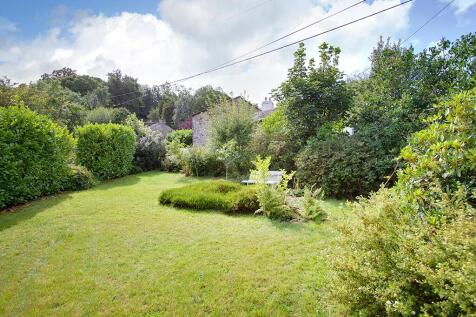 NE divorced garden